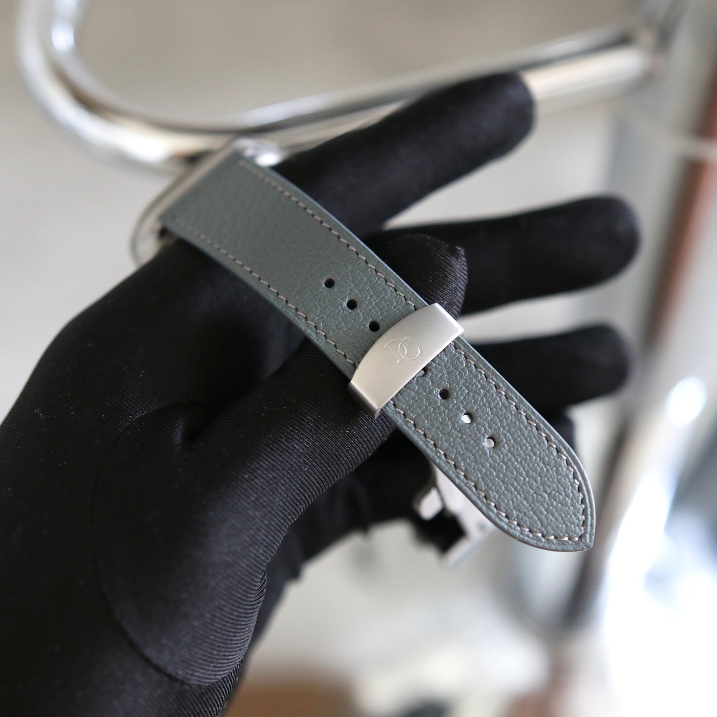 Apple watch band - Nuage Edition - French Chèvre leather