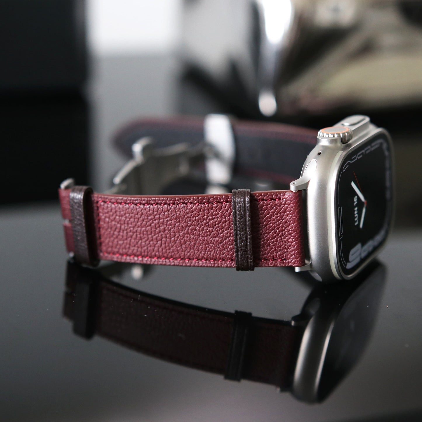 Apple watch band - Bordeaux Luxe Edition - French Chèvre leather