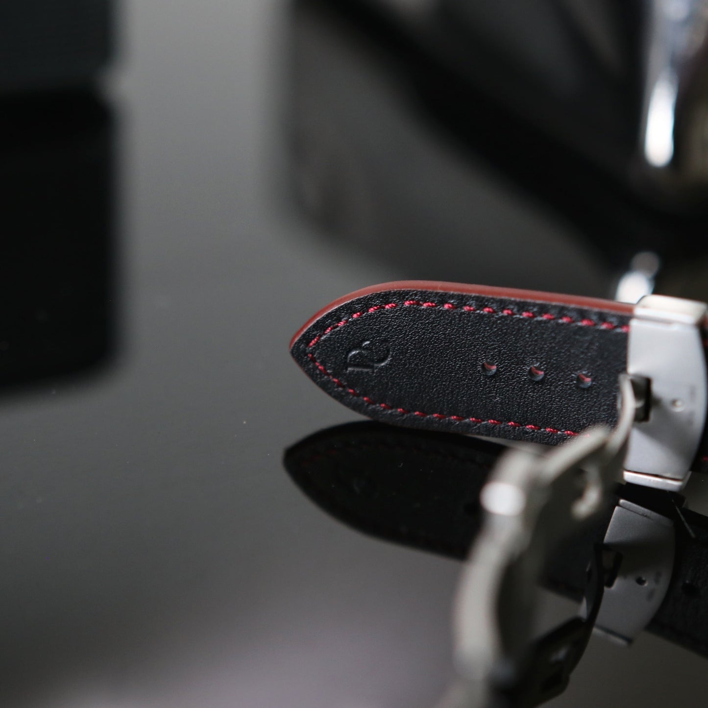 Apple watch band - Bordeaux Luxe Edition - French Chèvre leather