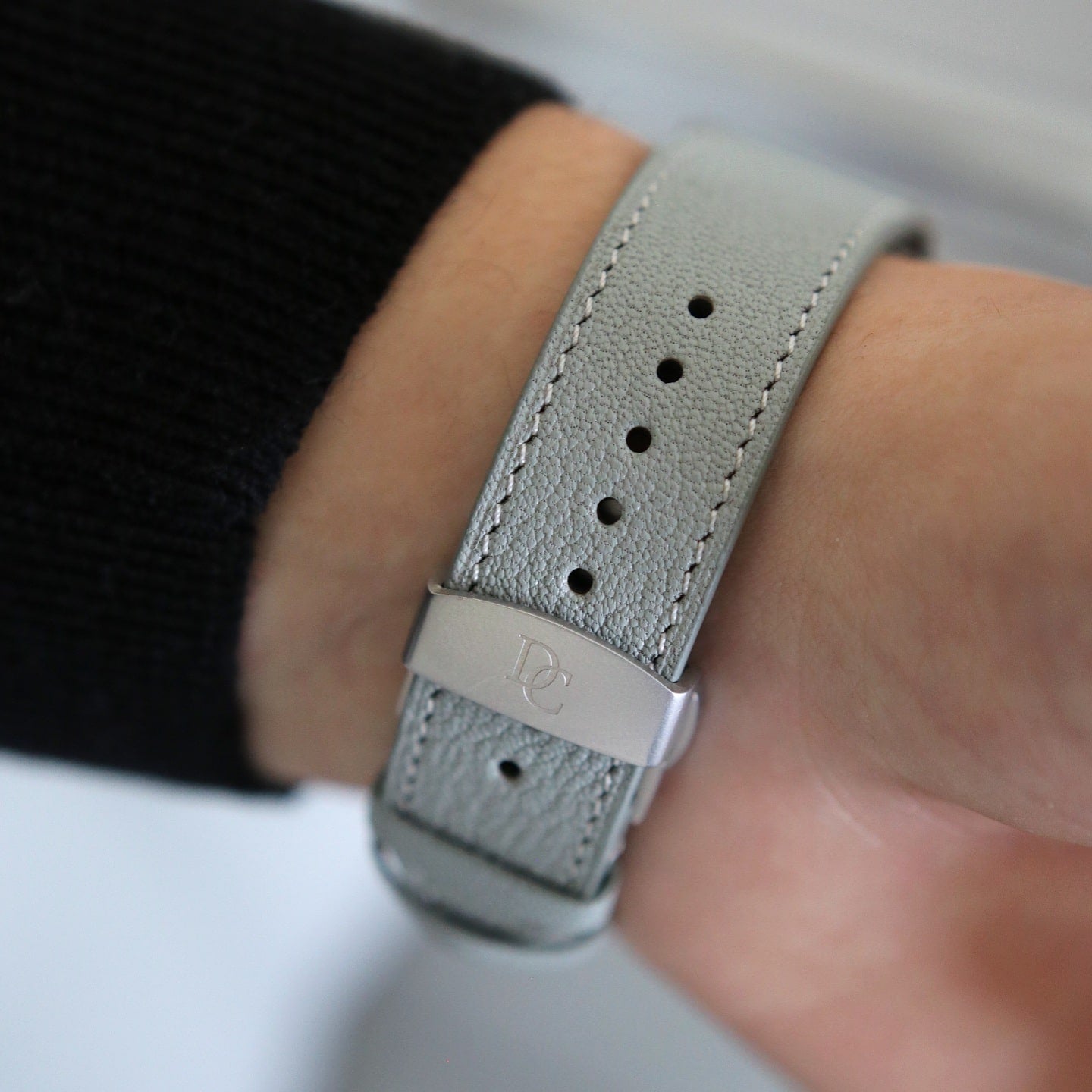 Apple watch band - Gris Galet Edition - French Chèvre leather