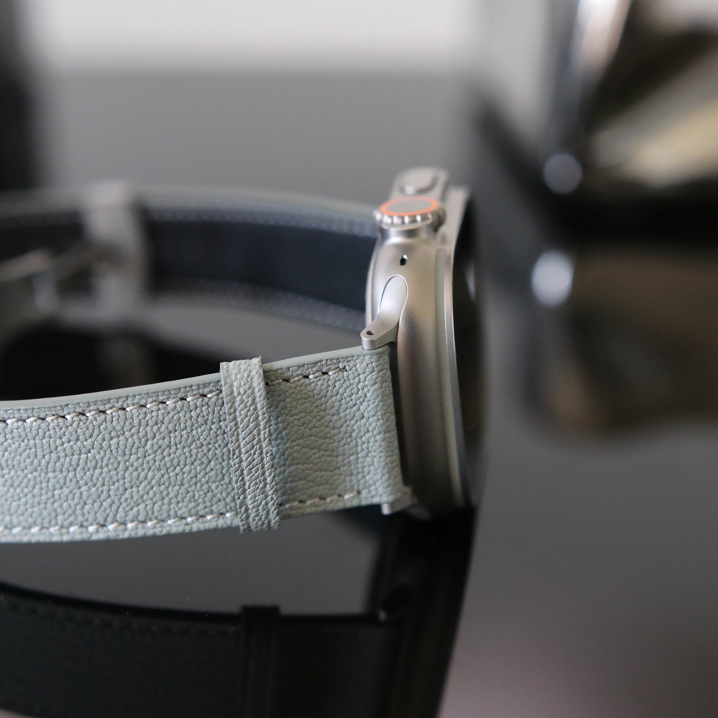 Apple watch band - Gris Galet Edition - French Chèvre leather