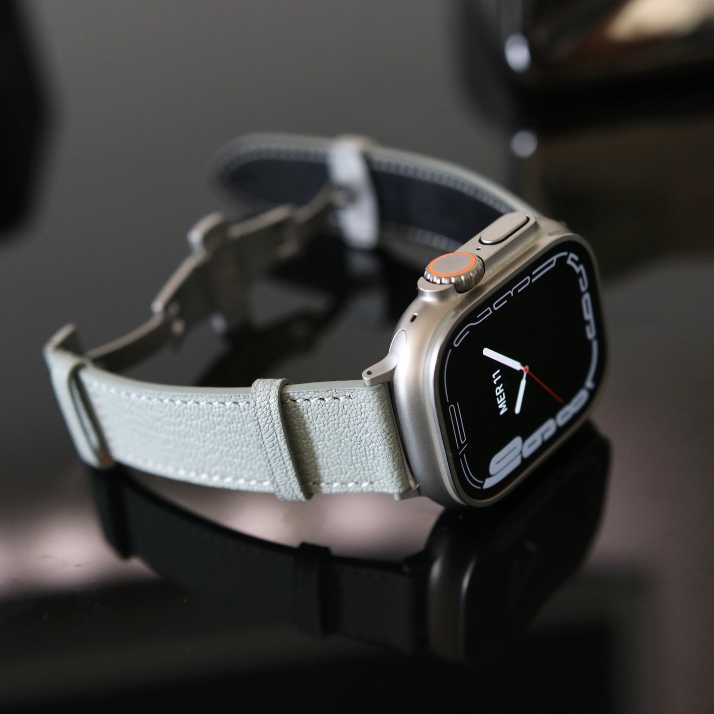 Apple watch band - Gris Galet Edition - French Chèvre leather