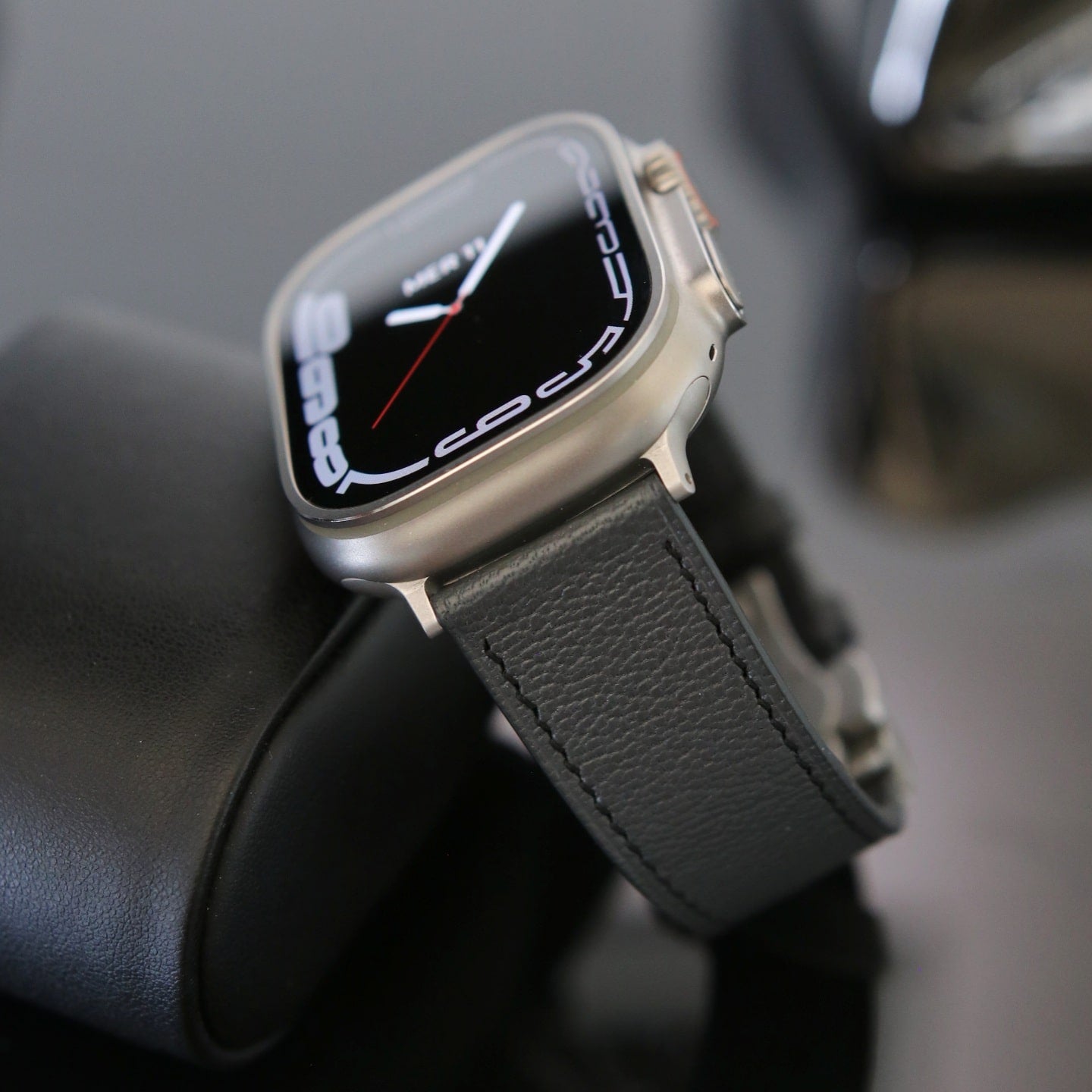 Apple watch band - Storm Edition - French Chèvre leather