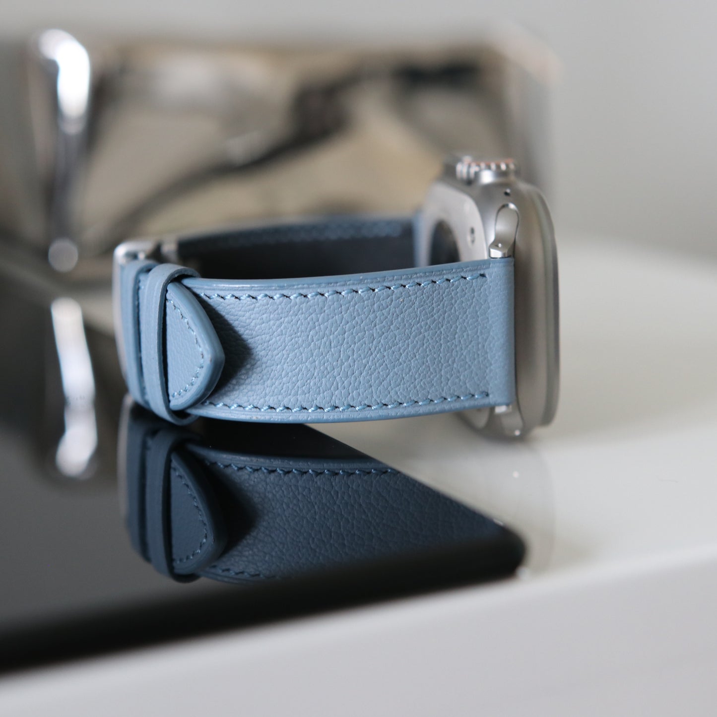 Apple watch band - Chèvre Sully leather - Elegance Series