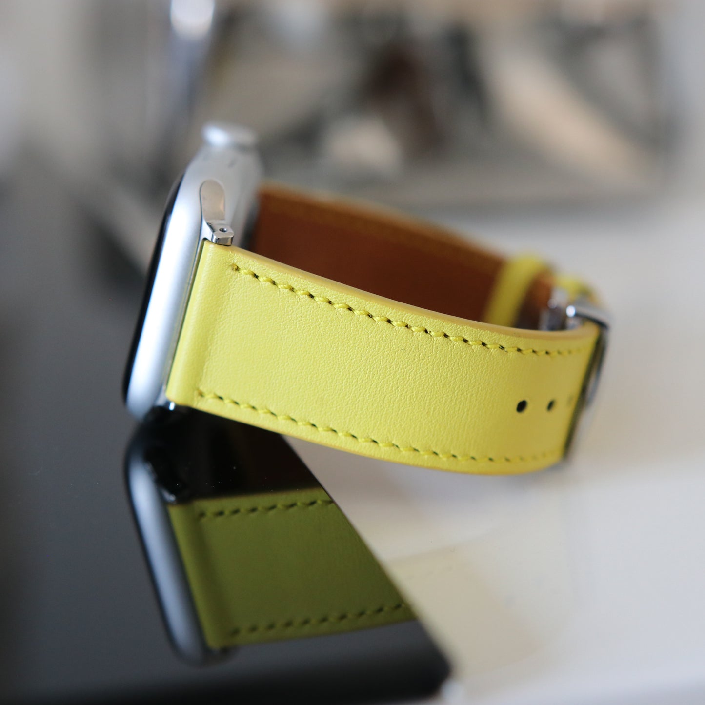 Apple Watch Band - Jaune Canari Edition - French Swift leather