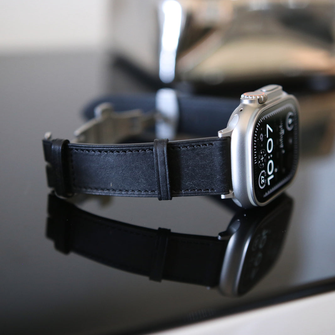 Luxury Apple Watch Band - Noir Heritage Edition - Italian Martino Leather