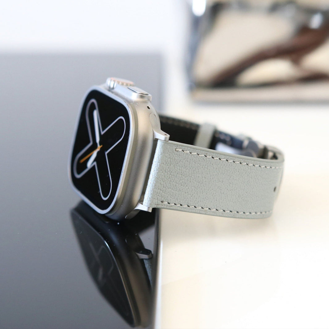 Luxury Apple watch band - Gris Galet Edition - French Chèvre leather