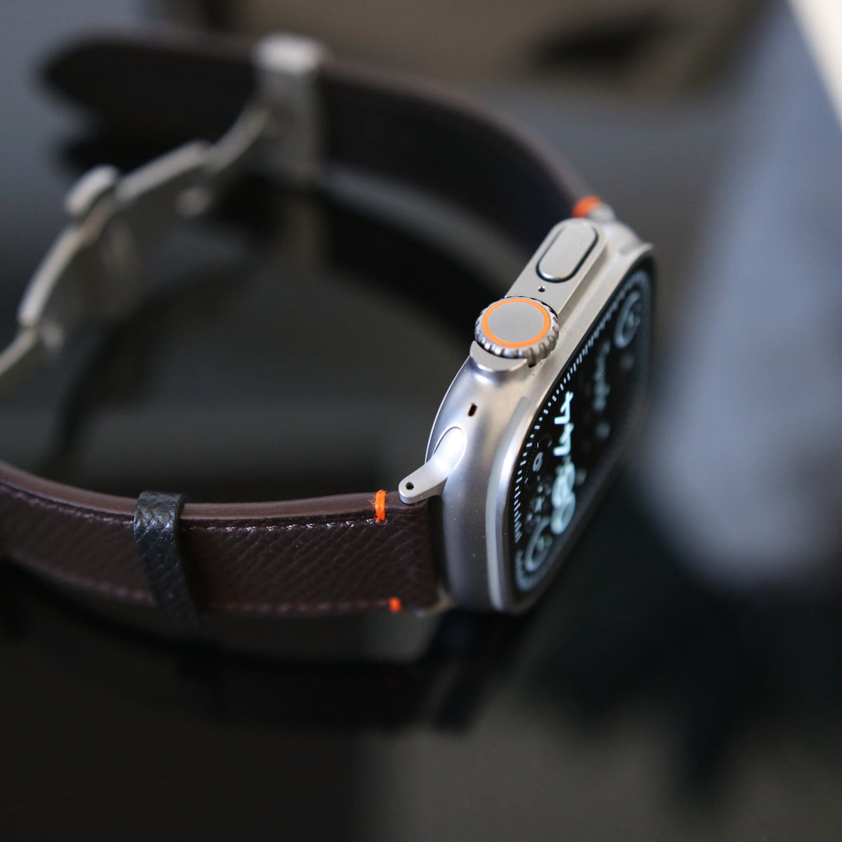Brun Ultra Edition band