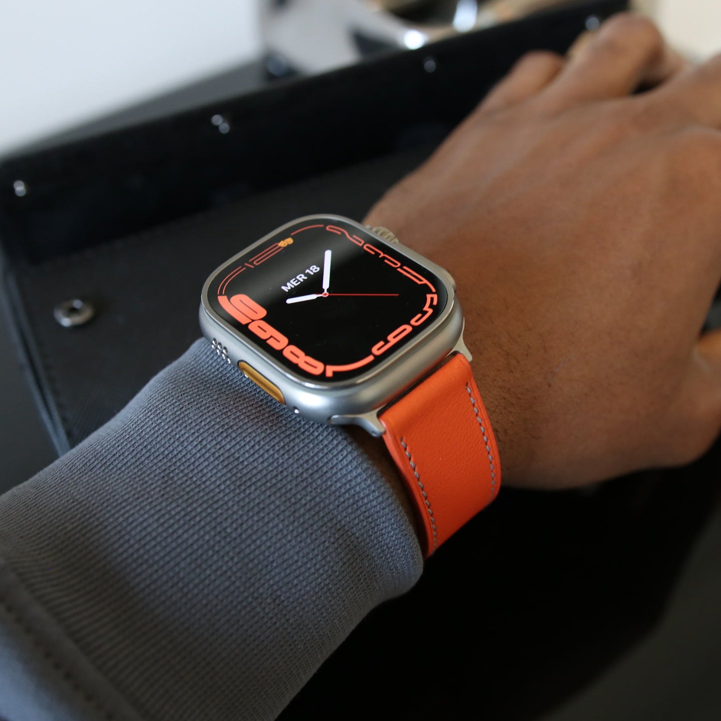 Apple Watch Band - Lava Edition - French swift leather