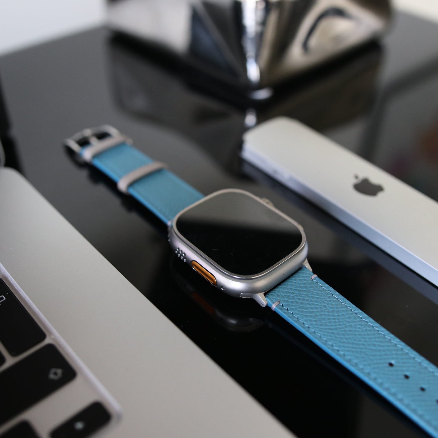 Luxury Apple Watch Band - Bleu Pastel Edition - French Epsom leather
