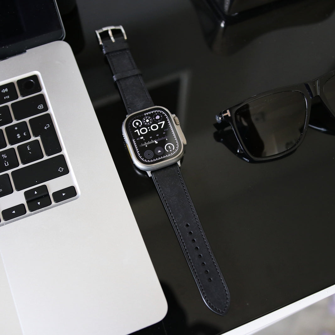Luxury Apple Watch Band - Noir Heritage Edition - Italian Martino Leather